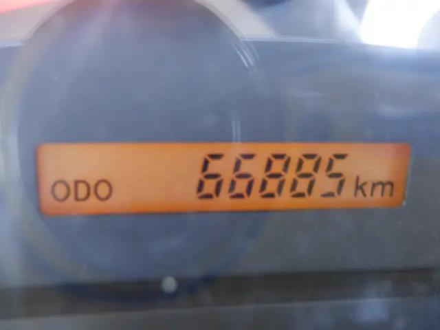 いすゞ エルフ TRG-NPR85AR(2WD)の写真44