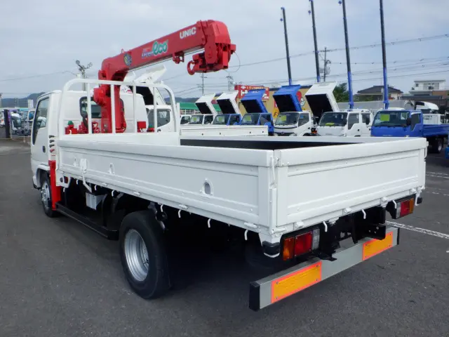 いすゞ エルフ BDG-NKR85R(2WD)の写真6