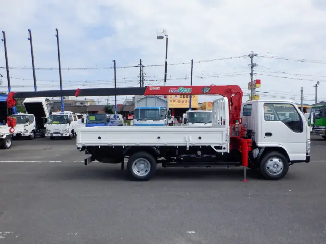 いすゞ エルフ BDG-NKR85R(2WD)の写真11