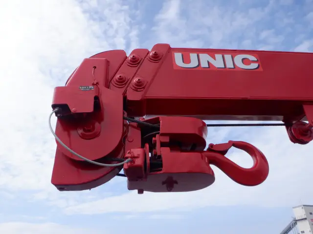 いすゞ エルフ BDG-NKR85R(2WD)の写真17