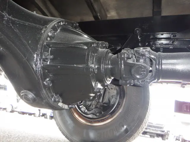 いすゞ エルフ BDG-NKR85R(2WD)の写真23