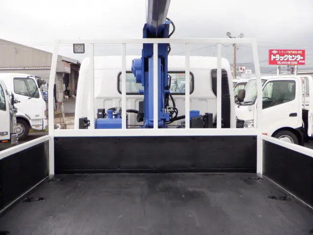 三菱 キャンター 2PG-FEB80(2WD)の写真7