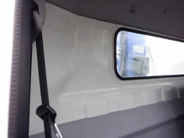 三菱 キャンター 2PG-FEB80(2WD)の写真39