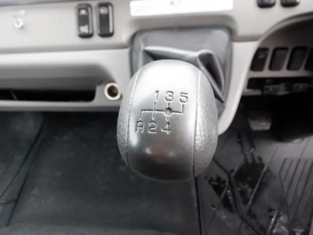 三菱 キャンター 2PG-FEB80(2WD)の写真43