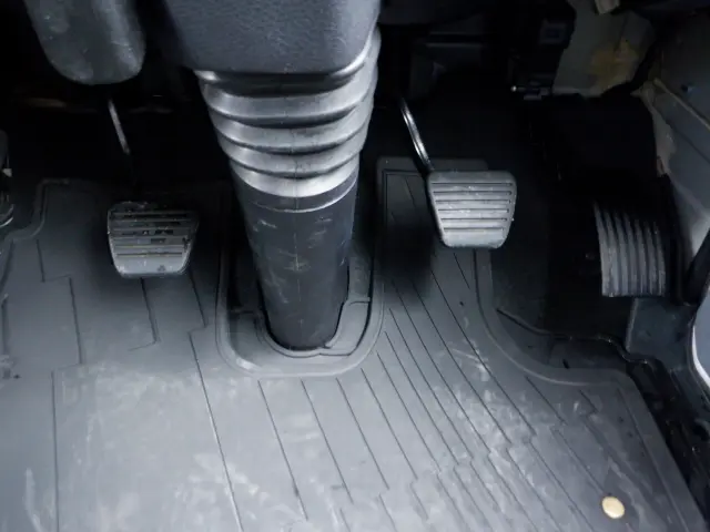 三菱 キャンター 2PG-FEB80(2WD)の写真44