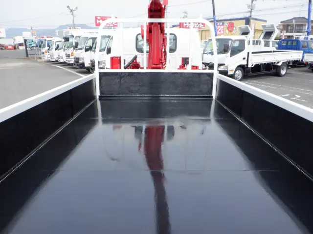 いすゞ エルフ TKG-NKR85R(2WD)の写真3