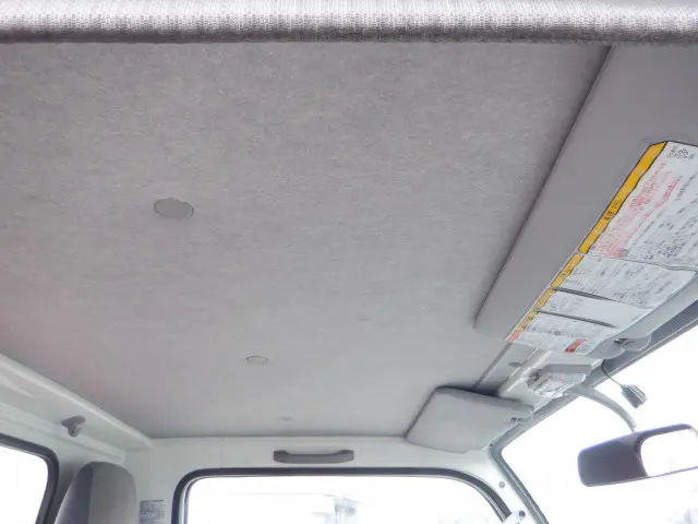 いすゞ エルフ TKG-NKR85R(2WD)の写真35