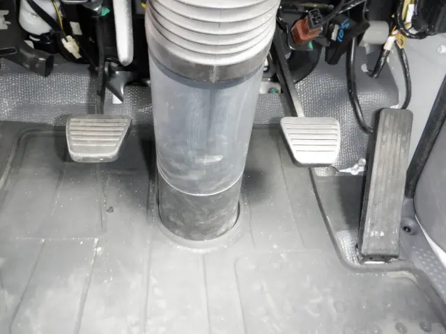 いすゞ エルフ TKG-NKR85R(2WD)の写真45