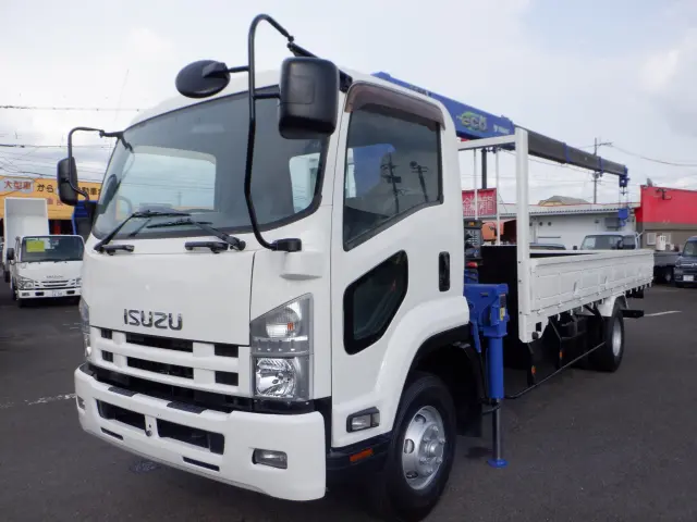 いすゞ フォワード TKG-FRR90S1(2WD)の写真1