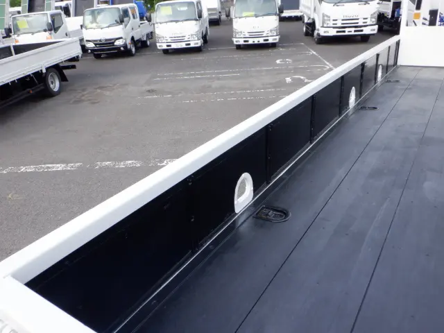 いすゞ フォワード TKG-FRR90S1(2WD)の写真9