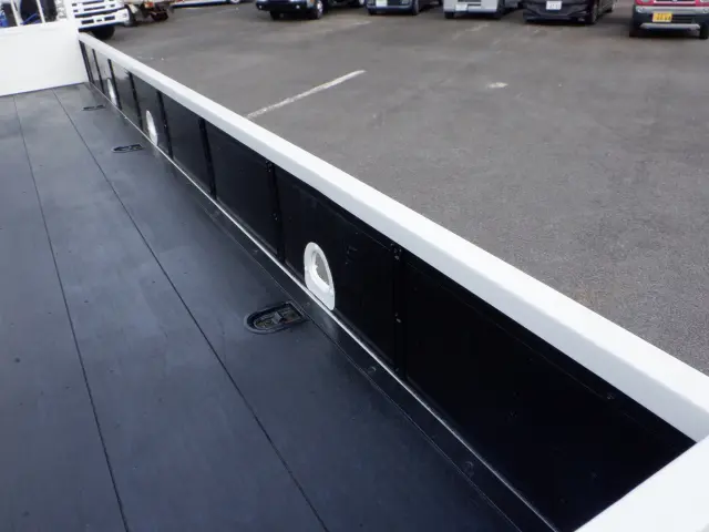 いすゞ フォワード TKG-FRR90S1(2WD)の写真10