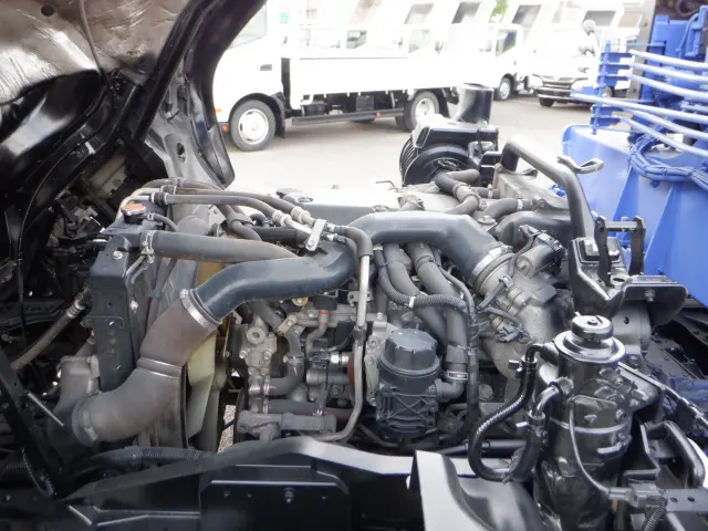 いすゞ フォワード TKG-FRR90S1(2WD)の写真32