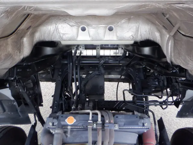 いすゞ フォワード TKG-FRR90S1(2WD)の写真34