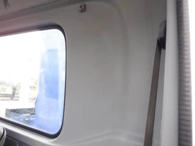 いすゞ フォワード TKG-FRR90S1(2WD)の写真40