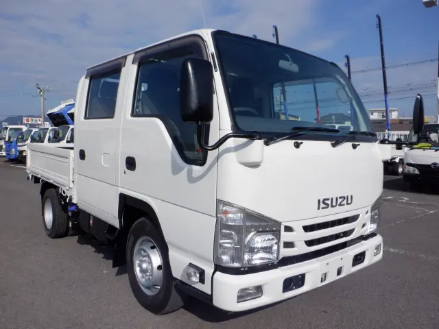 いすゞ エルフ 2RG-NHR88A(2WD)の写真5