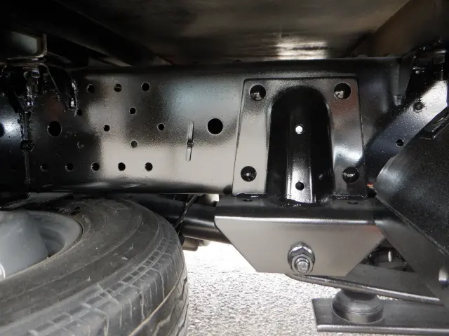 いすゞ エルフ 2RG-NHR88A(2WD)の写真15