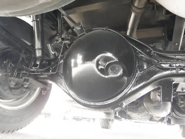 いすゞ エルフ 2RG-NHR88A(2WD)の写真20