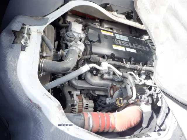 いすゞ エルフ 2RG-NHR88A(2WD)の写真22