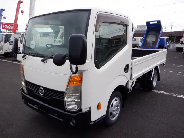 日産 アトラス SKG-SZ2F24(2WD)の写真1