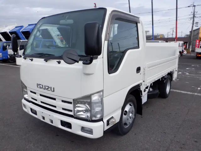 いすゞ エルフ TKG-NJR85A(2WD)の写真1