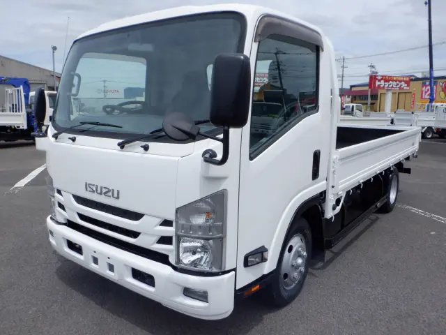 いすゞ エルフ TRG-NNR85AR(2WD)の写真1