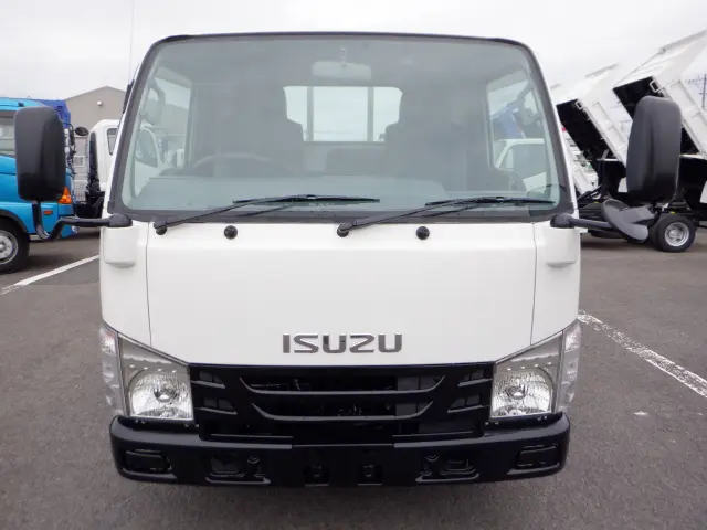 いすゞ エルフ TPG-NJR85A(2WD)の写真4