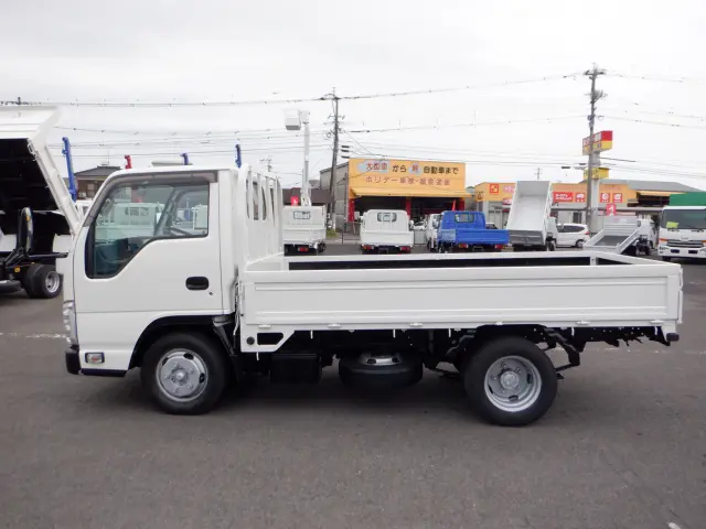 いすゞ エルフ TPG-NJR85A(2WD)の写真7