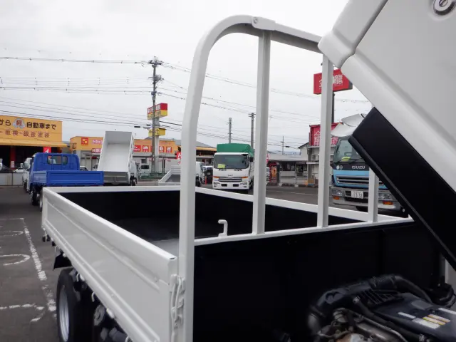 いすゞ エルフ TPG-NJR85A(2WD)の写真21
