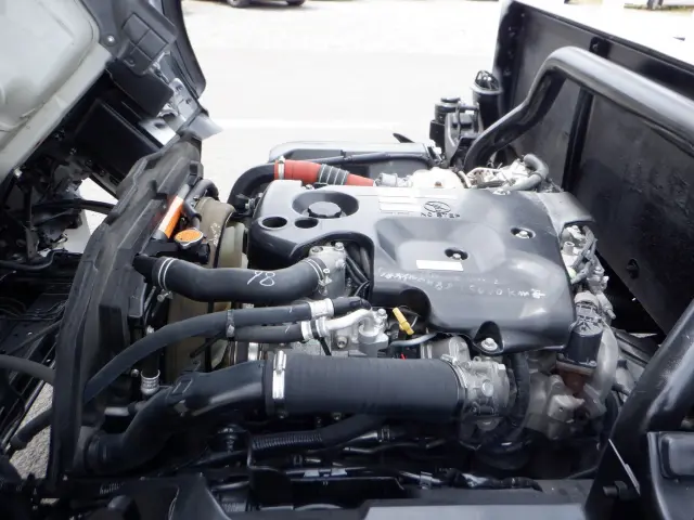 いすゞ エルフ TRG-NNR85AR(2WD)の写真25
