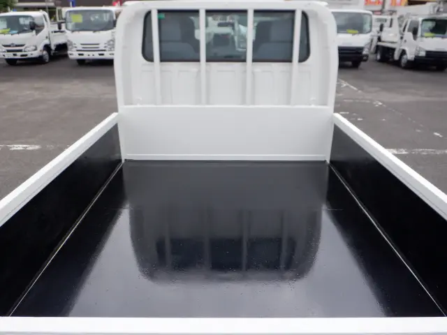 いすゞ エルフ TRG-NJR85A(2WD)の写真3