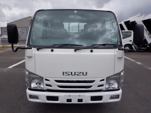 いすゞ エルフ TRG-NJR85A(2WD)の写真4