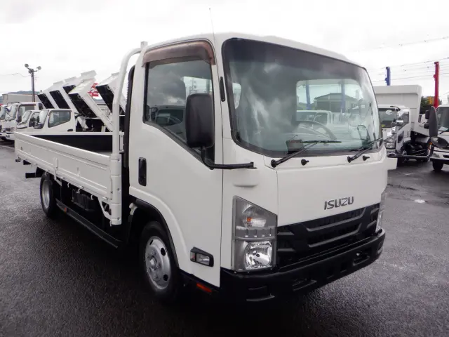 いすゞ エルフ TPG-NNR85AR(2WD)の写真5