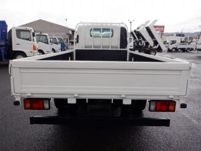 いすゞ エルフ TPG-NNR85AR(2WD)の写真10