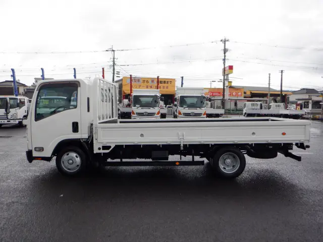 いすゞ エルフ TPG-NNR85AR(2WD)の写真11