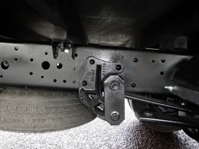 いすゞ エルフ TPG-NNR85AR(2WD)の写真15