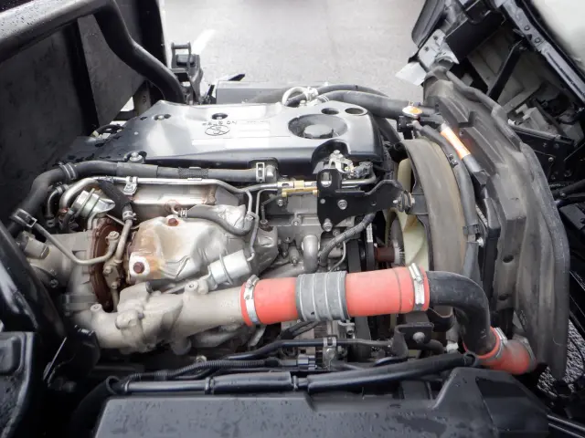 いすゞ エルフ TPG-NNR85AR(2WD)の写真23