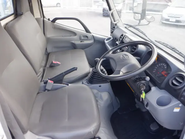 日野 デュトロ SKG-XZU600M(2WD)の写真30