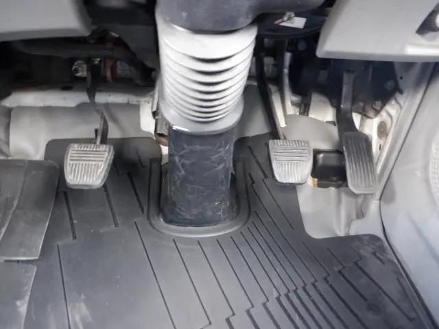 日野 デュトロ SKG-XZU600M(2WD)の写真38