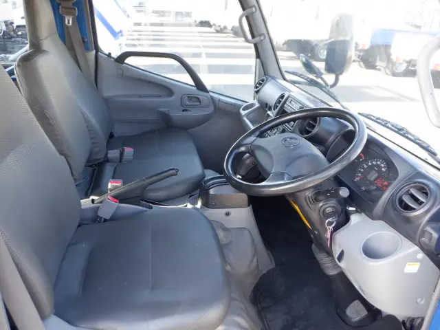 日野 デュトロ TKG-XZU605M(2WD)の写真23