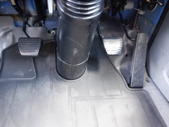 いすゞ エルフ SKG-NLR85AR(2WD)の写真27