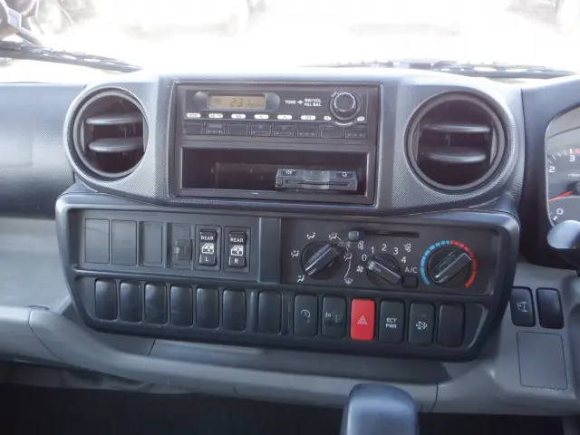 日野 デュトロ TKG-XZU605M(2WD)の写真30