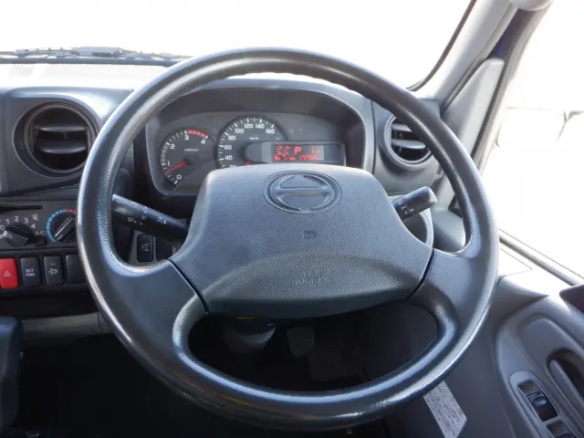 日野 デュトロ TKG-XZU605M(2WD)の写真31