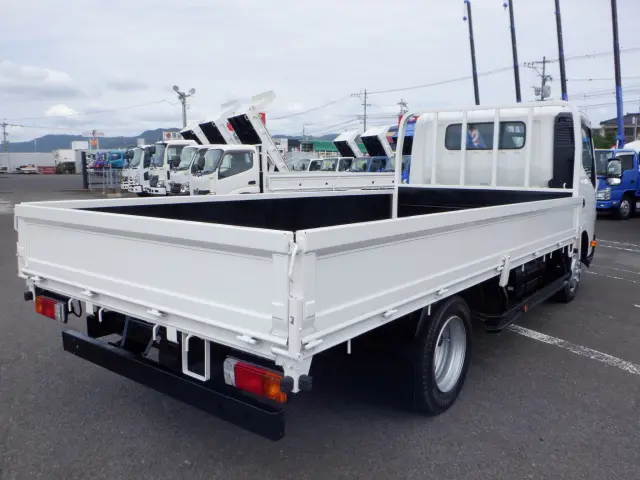 日野 デュトロ TPG-XZC710M(2WD)の写真2