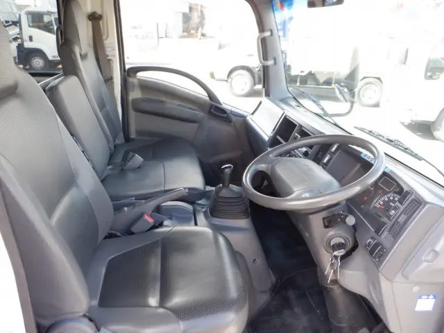 いすゞ エルフ TKG-NPR85AR(2WD)の写真28