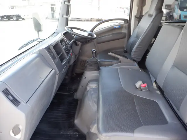 いすゞ エルフ TKG-NPR85AR(2WD)の写真29