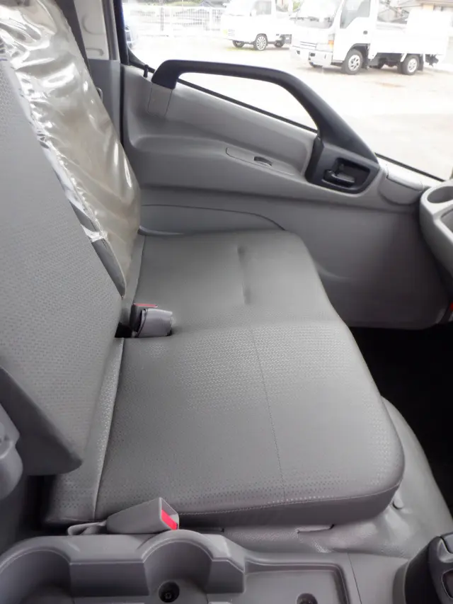 日野 デュトロ TPG-XZC710M(2WD)の写真31