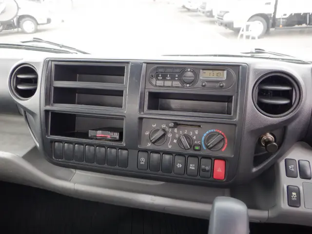 日野 デュトロ TPG-XZC710M(2WD)の写真38