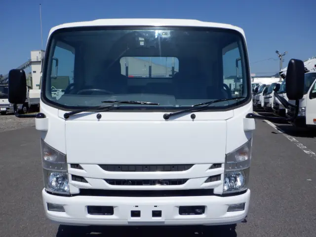 いすゞ エルフ TRG-NPR85AR(2WD)の写真4