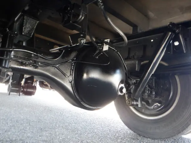 いすゞ エルフ TRG-NPR85AR(2WD)の写真21