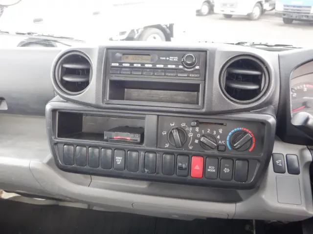 日野 デュトロ TKG-XZC655M(2WD)の写真37